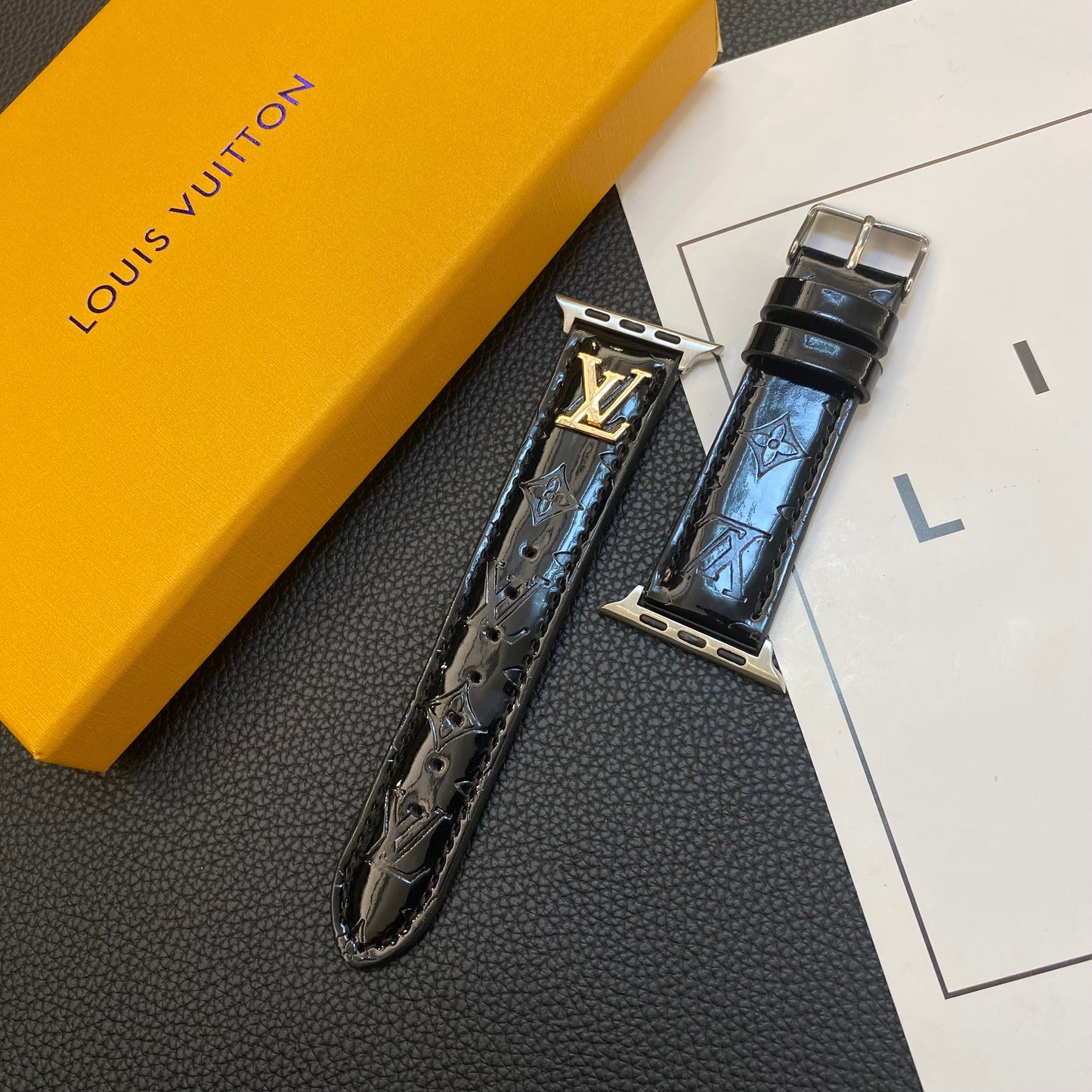 GLOSSY LEATHER APPLE WATCH STRAP LUXURY METAL LOGO - Iphonecasehouse