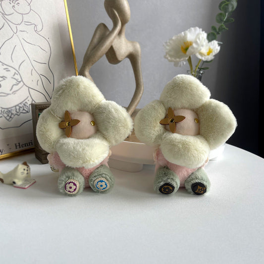 Cute Sunflower Plush Keychain – Vivian Doll Bag Charm for Women, Car & Backpack Decoration - Iphonecasehouse