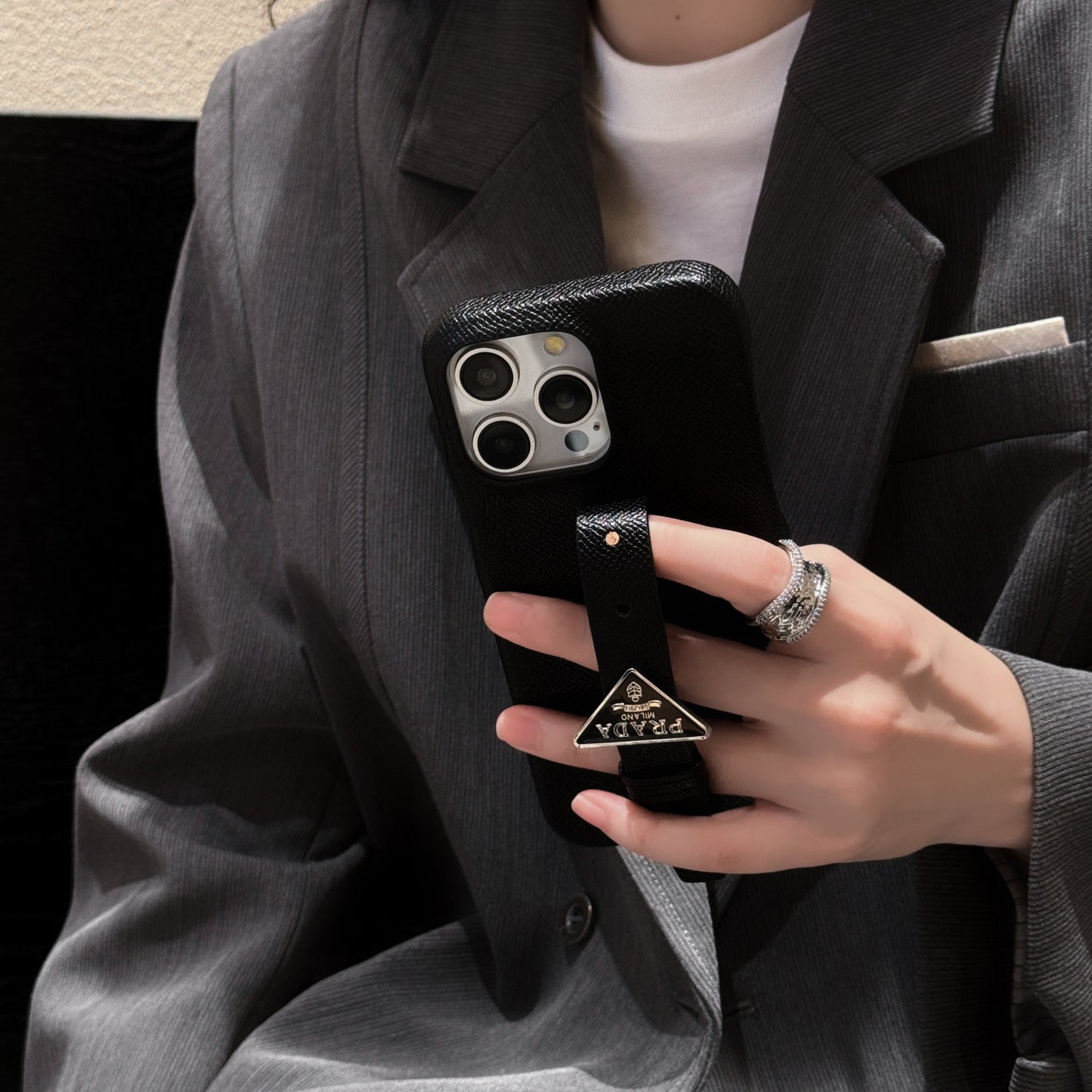 Pra Leather Handle iPhone Case - Iphonecasehouse