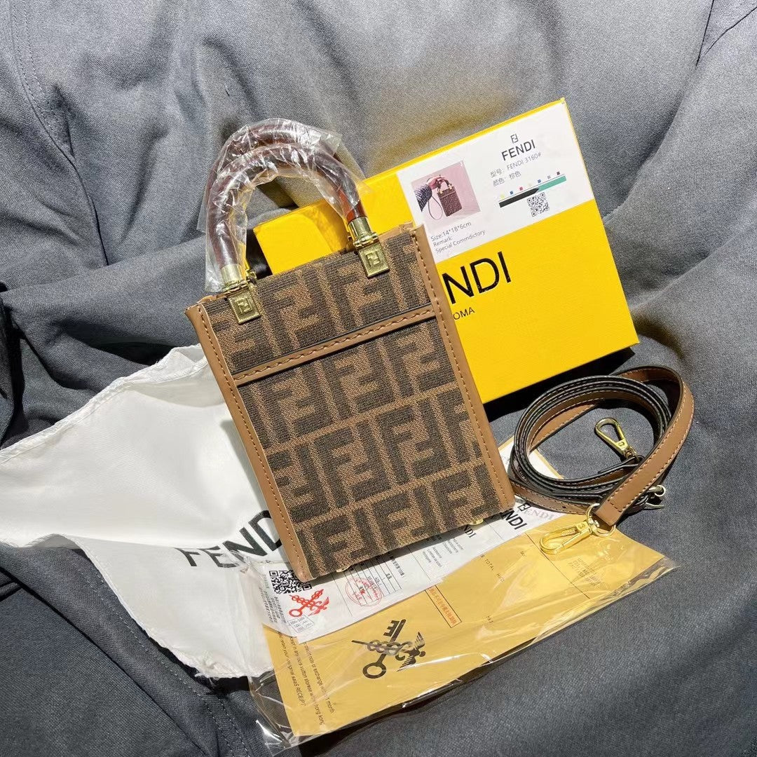Leather Hand bag for the Modern Sophisticate - Iphonecasehouse