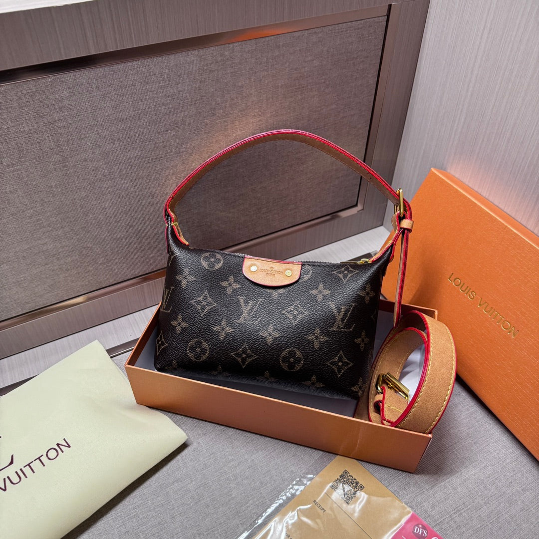 Timeless Luxury: Leather Hand Bag for the Modern Sophisticate - Iphonecasehouse