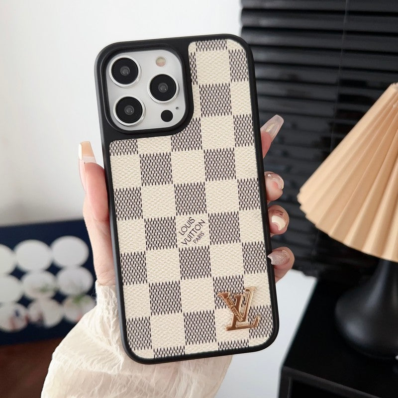 Lou Black & White iPhone Case - Iphonecasehouse