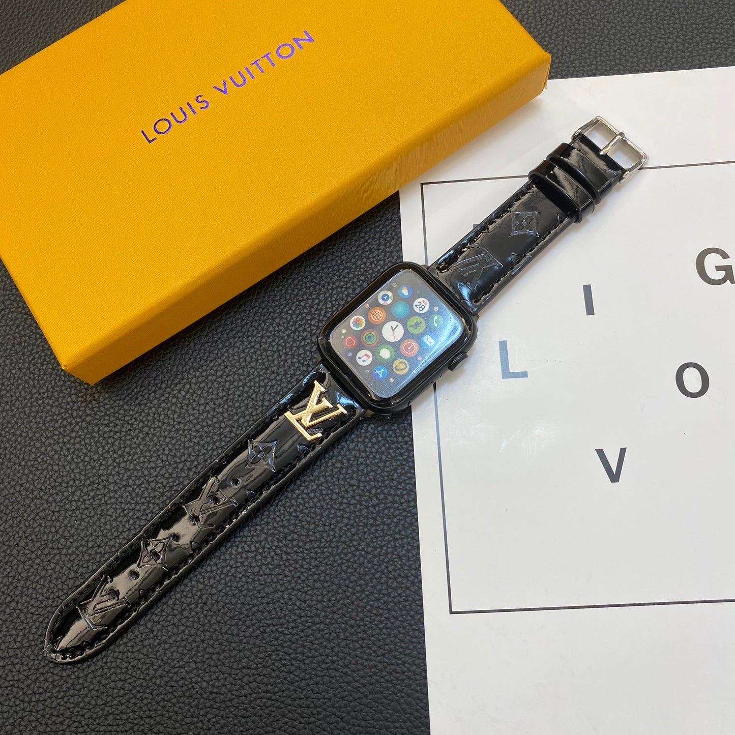 GLOSSY LEATHER APPLE WATCH STRAP LUXURY METAL LOGO - Iphonecasehouse