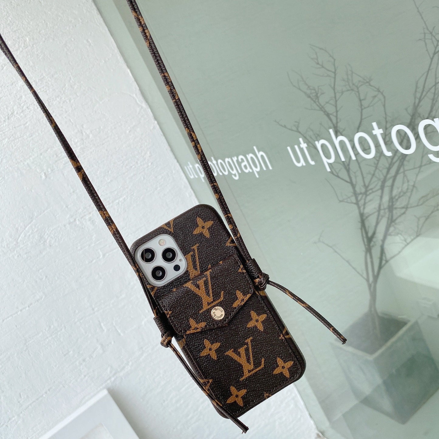 Lou Leather Chain iPhone Case - Iphonecasehouse