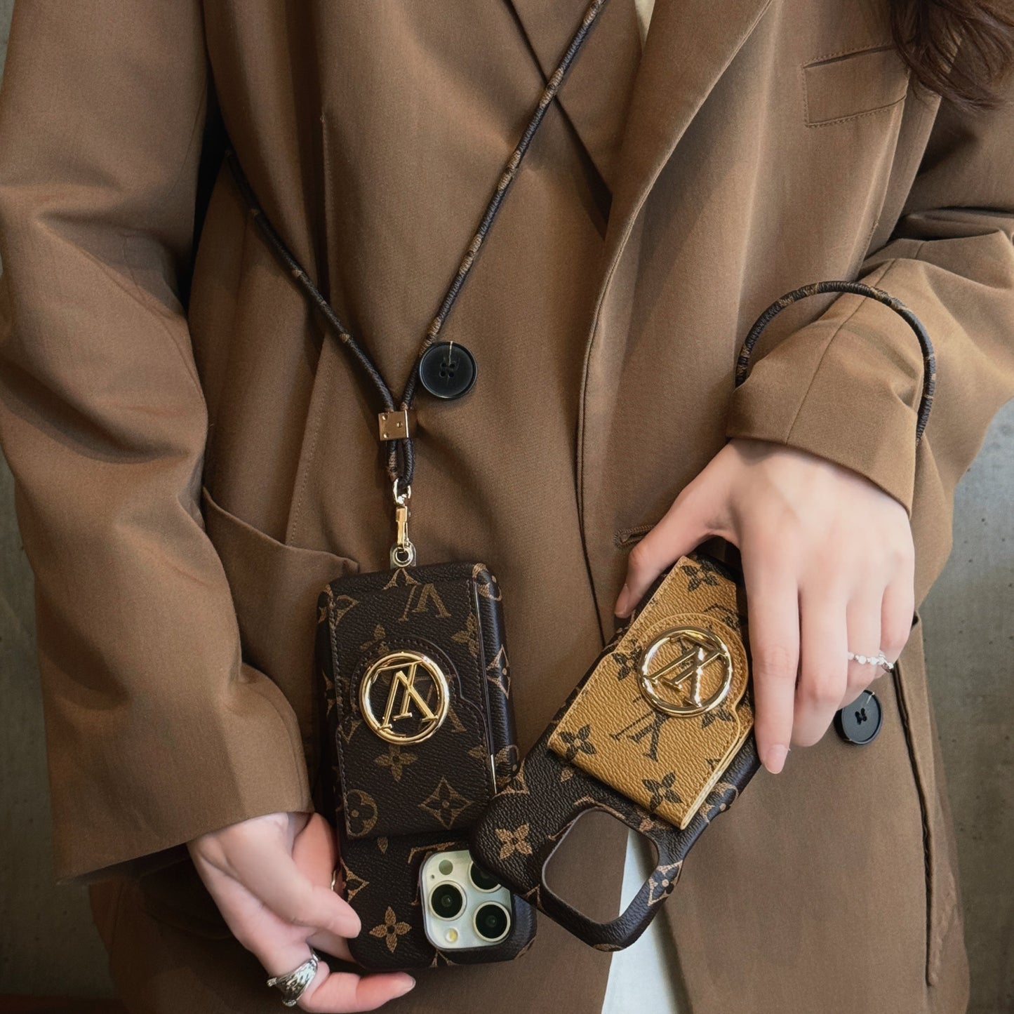 Lou Card Holder Chain iPhone Case - Iphonecasehouse