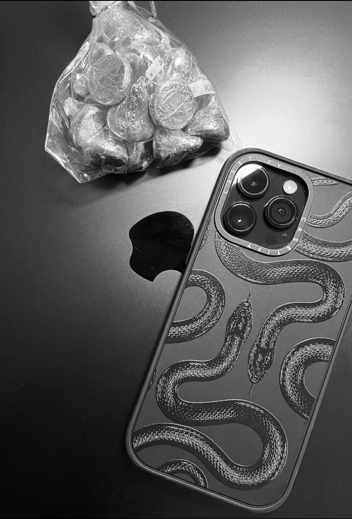 BLACK KINGSNAKE iPHONE CASE - Iphonecasehouse