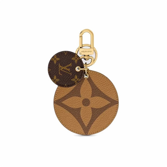 1V key chain-702 - Iphonecasehouse