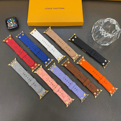 Bracelet de rechange Apple avec décoration en rivets et monogramme en relief WATCH BANDS - Iphonecasehouse
