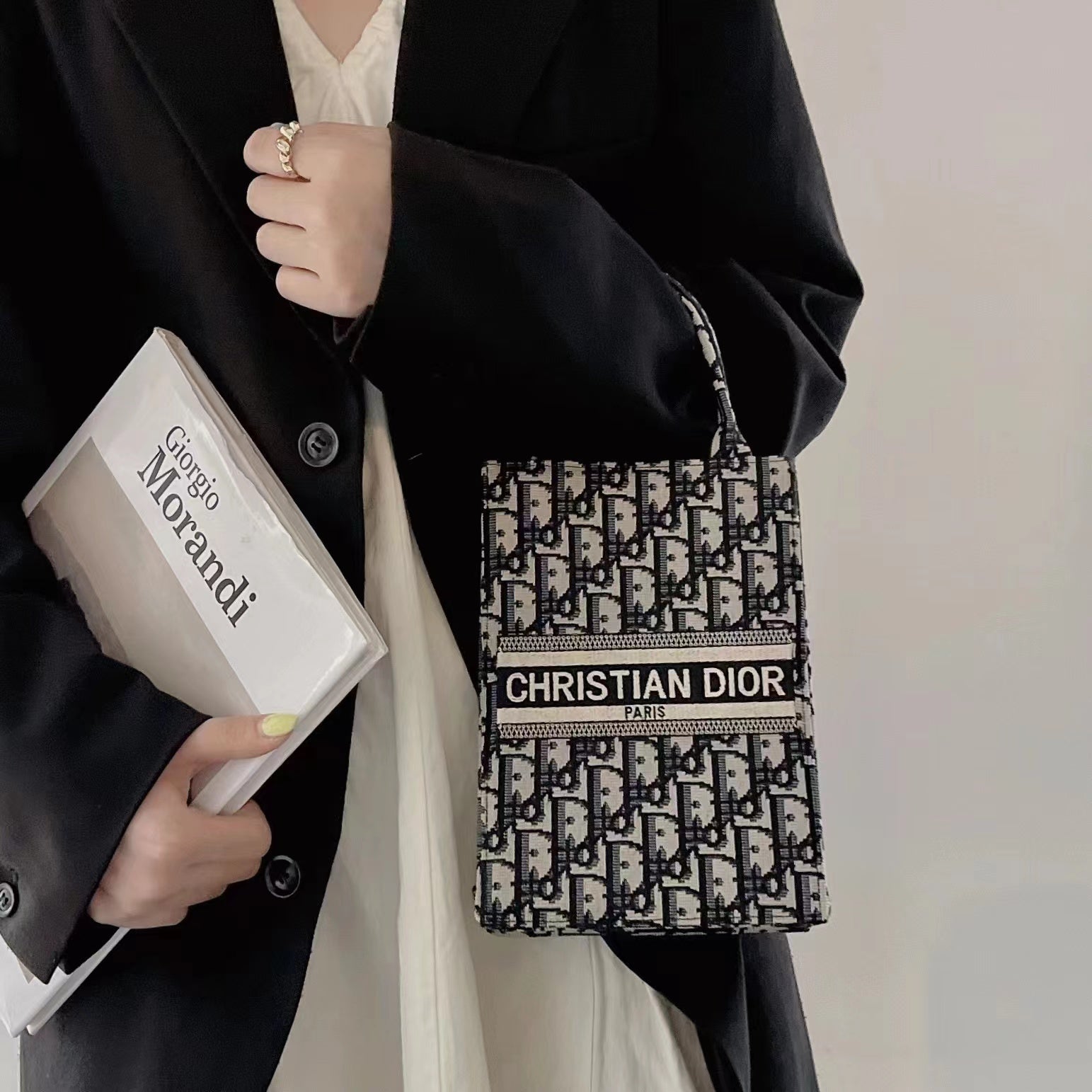 Classic Tote Bag With Crossbody Strap - Iphonecasehouse