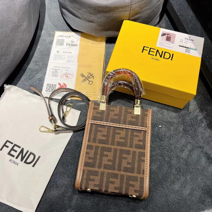 Leather Hand bag for the Modern Sophisticate - Iphonecasehouse