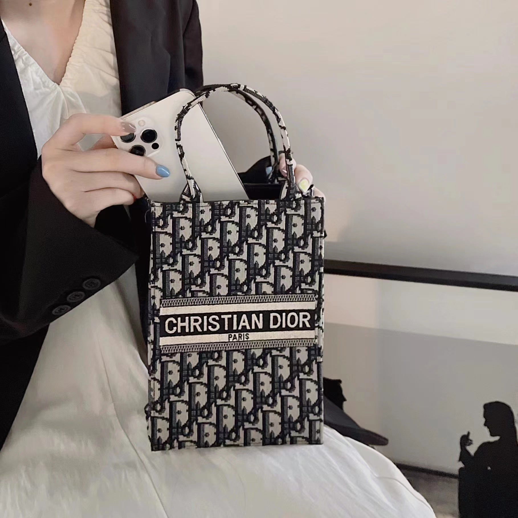 Classic Tote Bag With Crossbody Strap - Iphonecasehouse