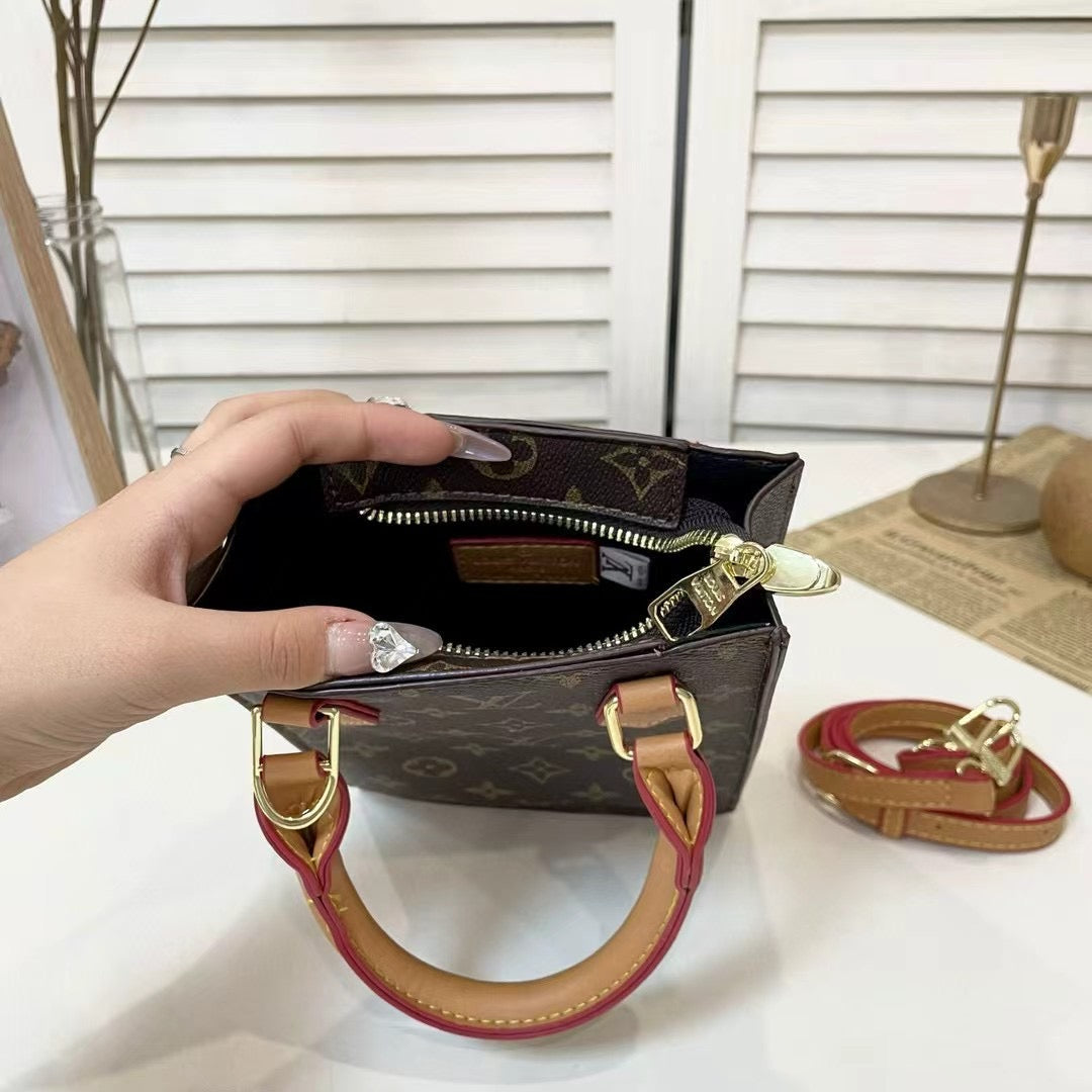 1V key chain-713 - Iphonecasehouse