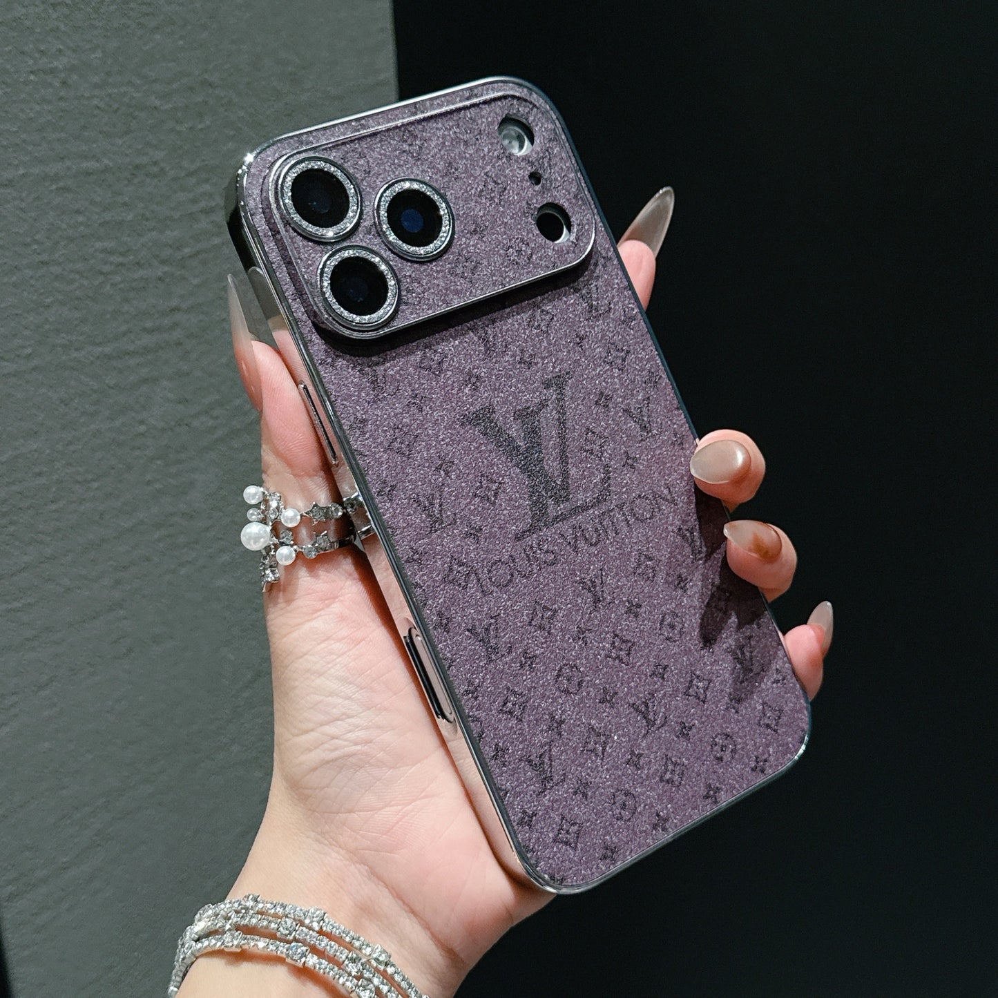 Louis vuitton Phone Case For iPhone 17/ 16 / 15 / 14