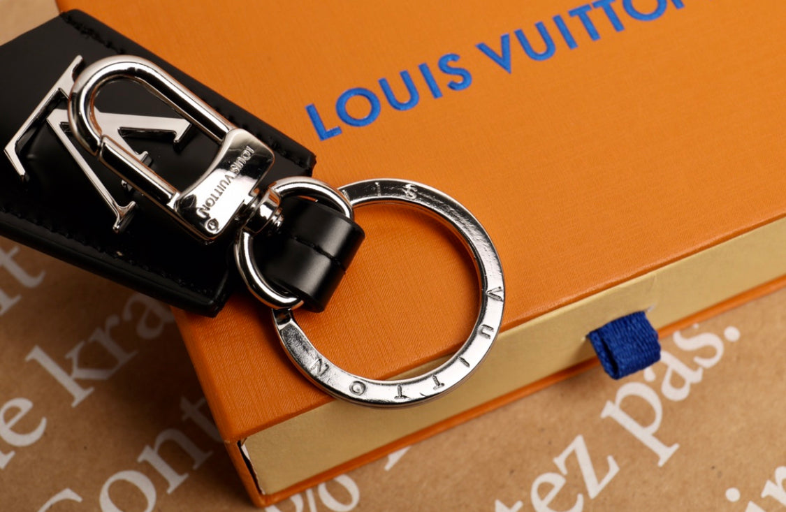 Luxury keychain - Iphonecasehouse