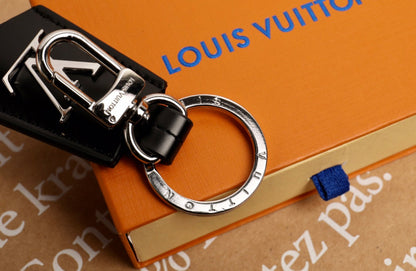 Luxury keychain - Iphonecasehouse