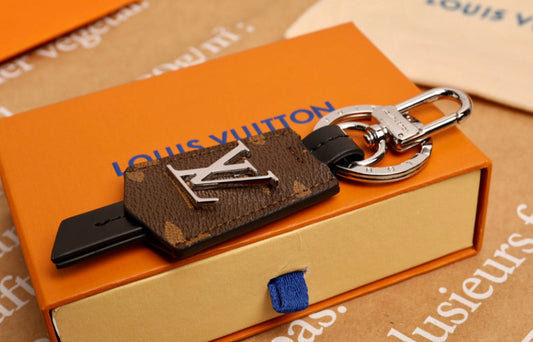 LV Keychain - Iphonecasehouse