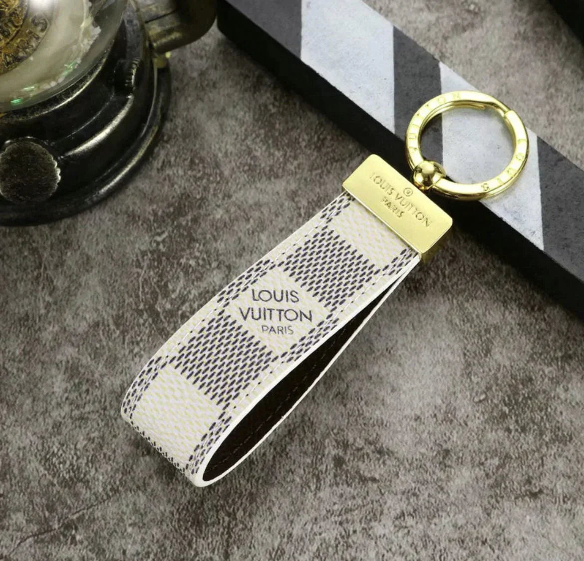 Luxury Classic Keychain - Iphonecasehouse